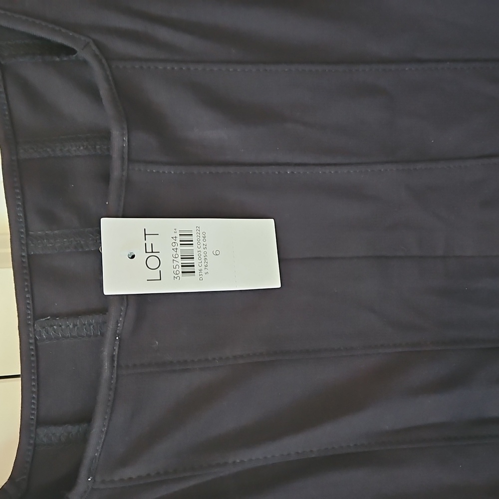 NWT LOFT DRESS - Picture 4 of 6